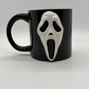 Black and White Scream Face Mug